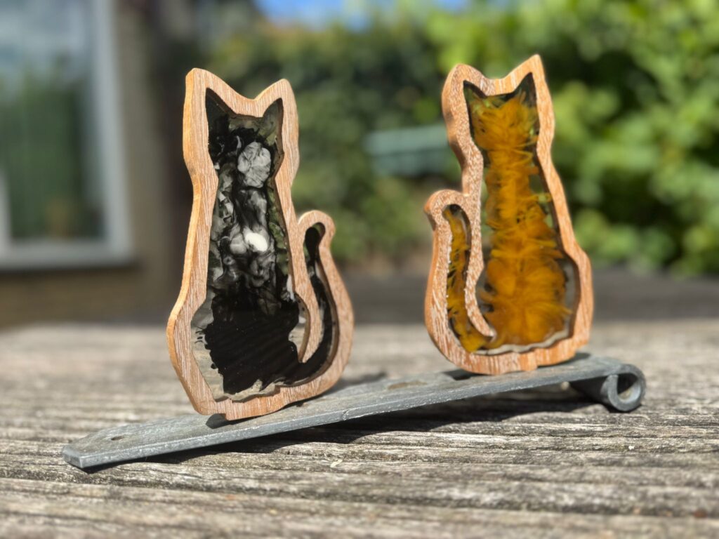 epoxy katten zwarte in detail